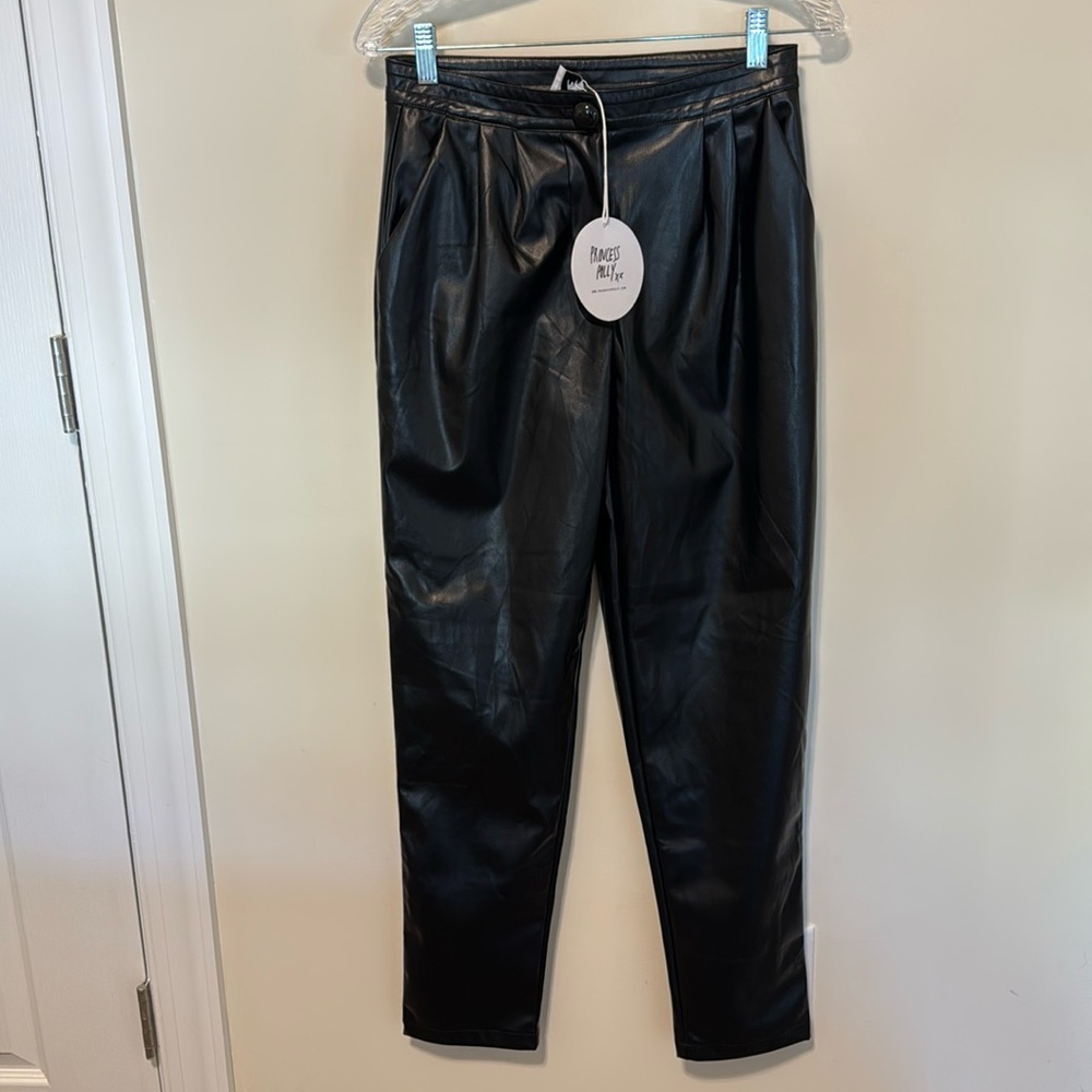 Princess Polly Women’s Black Faux Leather Love Club Pants / Size 6 / Brand NWT